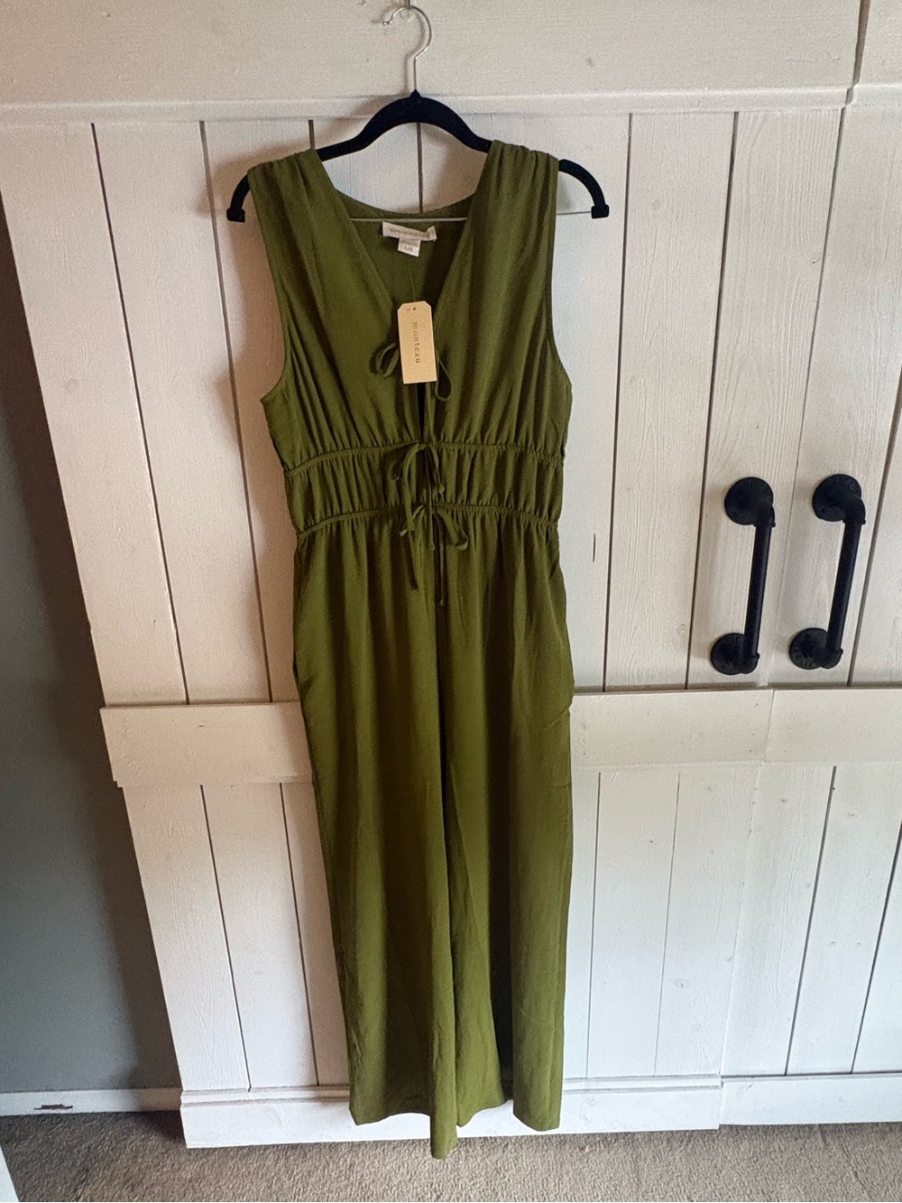 Monteau Olive Green Sleeveless Jumpsuit